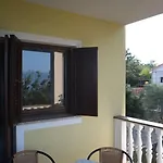 Hilltop * Risika