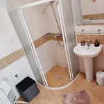 Hilltop Apartment *