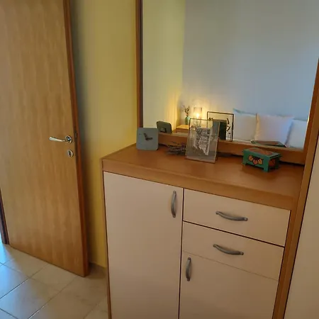 Hilltop Apartament *