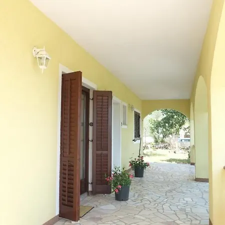 Apartman Hilltop Risika