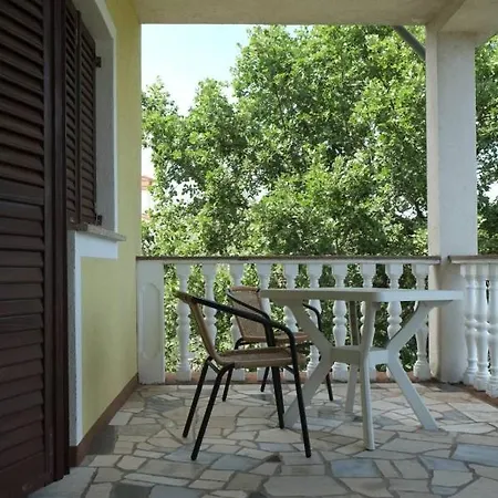 Apartment Hilltop